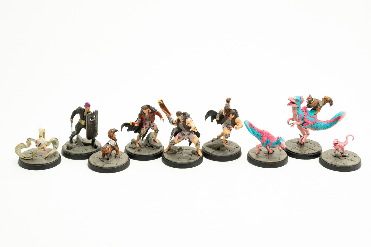 PREVENTA Dungeon Crawler Carl RPG: The Royal Court Minis Set 1 - Imagen 2